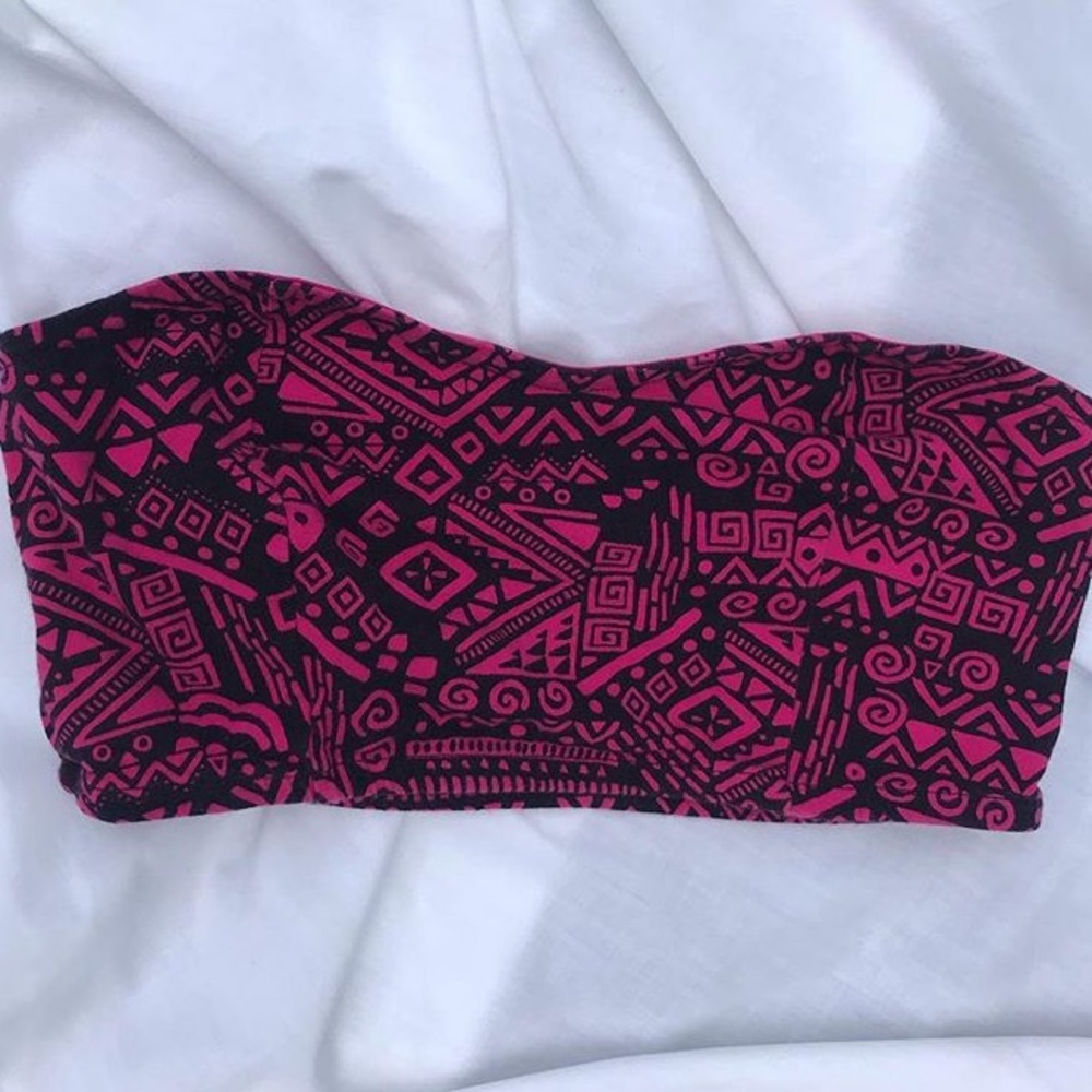 BLACK AND PINK TUBE TOP 🦩